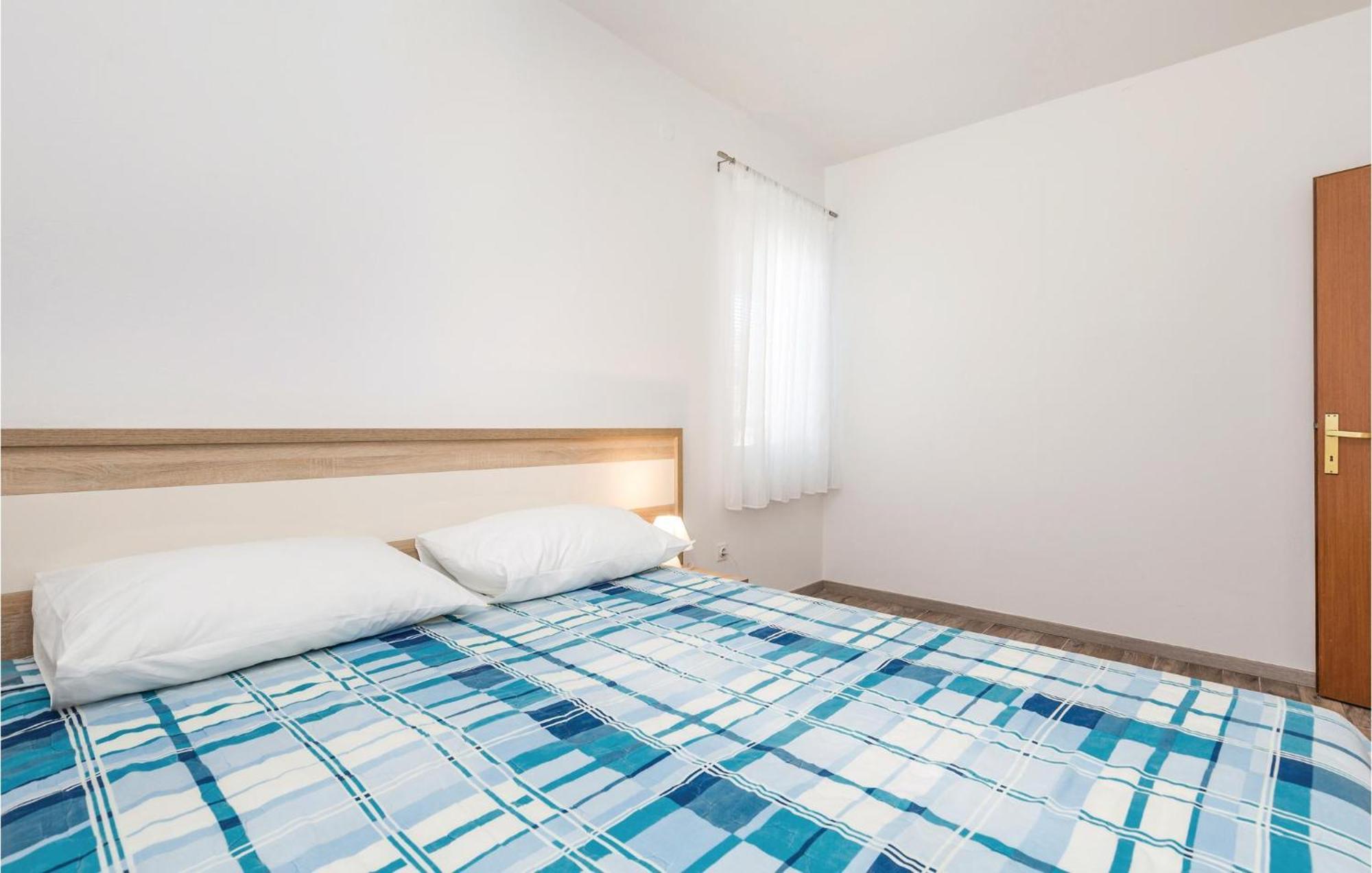 Lovely Apartment In Mandre With Wifi Exterior foto
